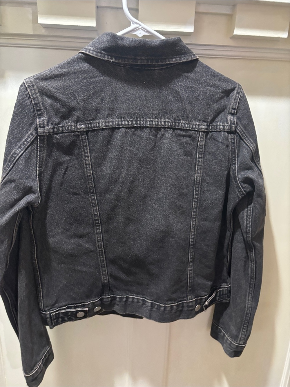 Levi's Black Washed Denim Trucker Jacket - Picture 3 of 3